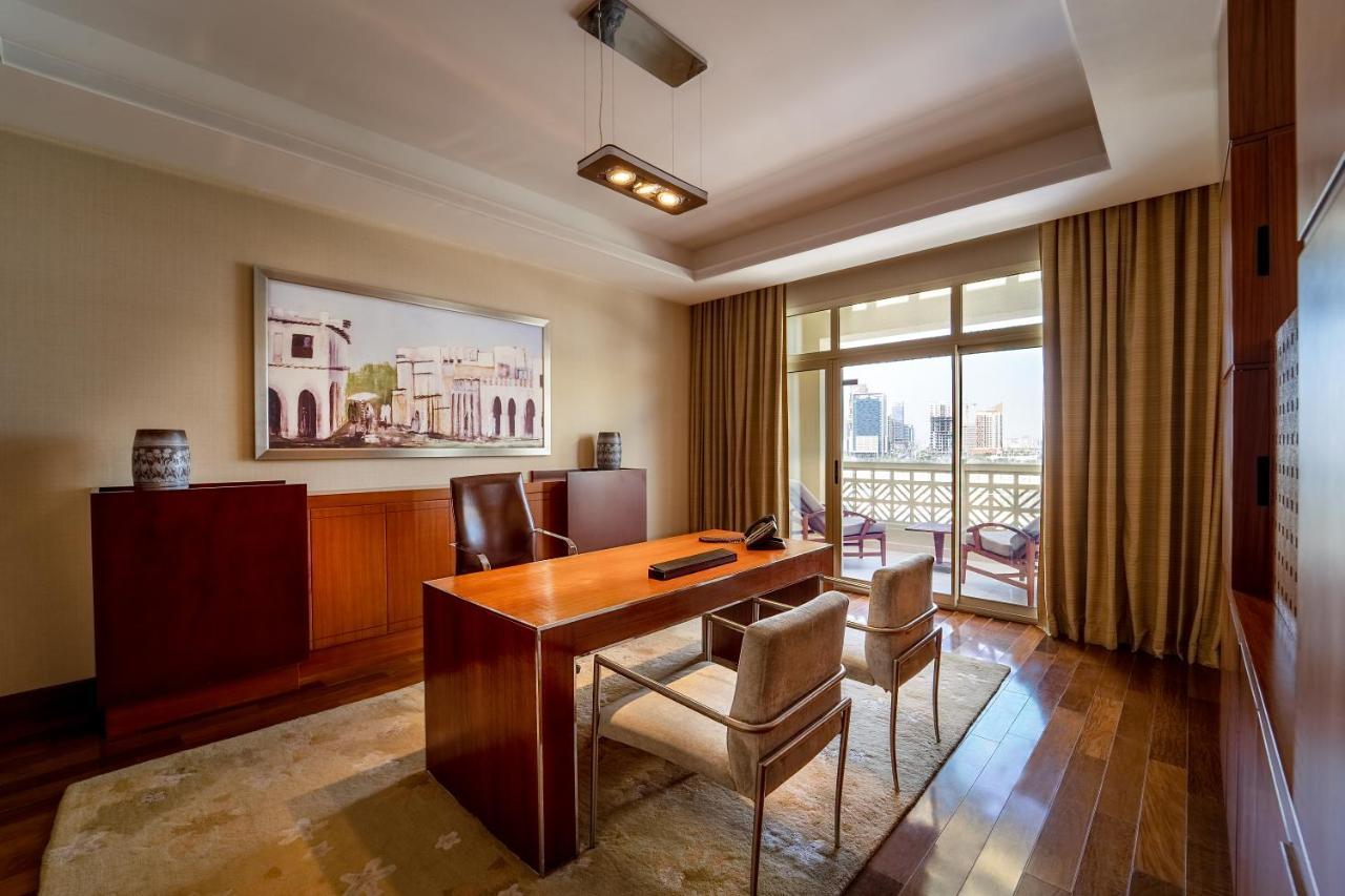 Grand Hyatt Doha Hotel & Villas Eksteriør billede Office in the Emirates Palace
