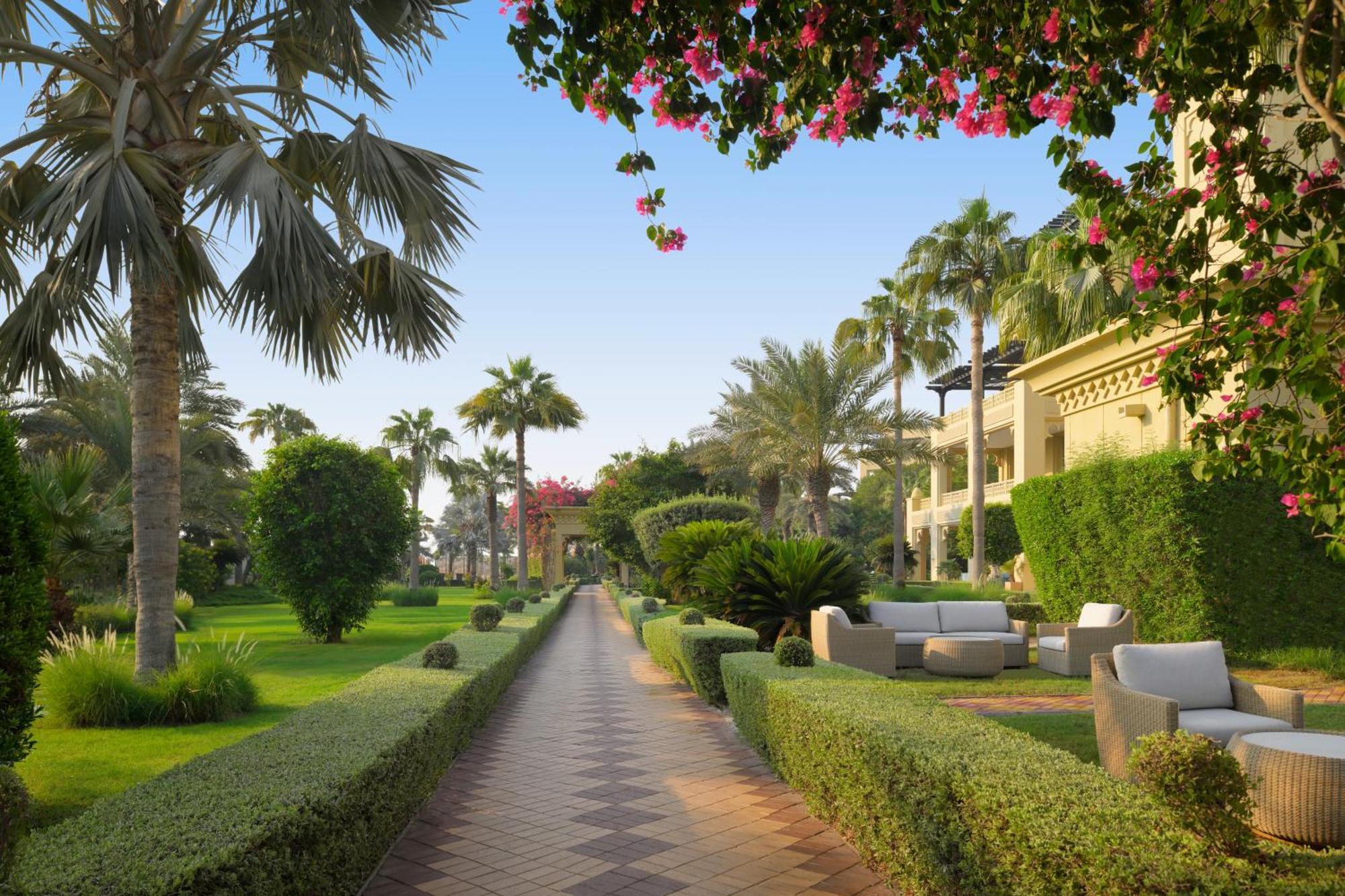 Grand Hyatt Doha Hotel & Villas Eksteriør billede The grounds of the hotel